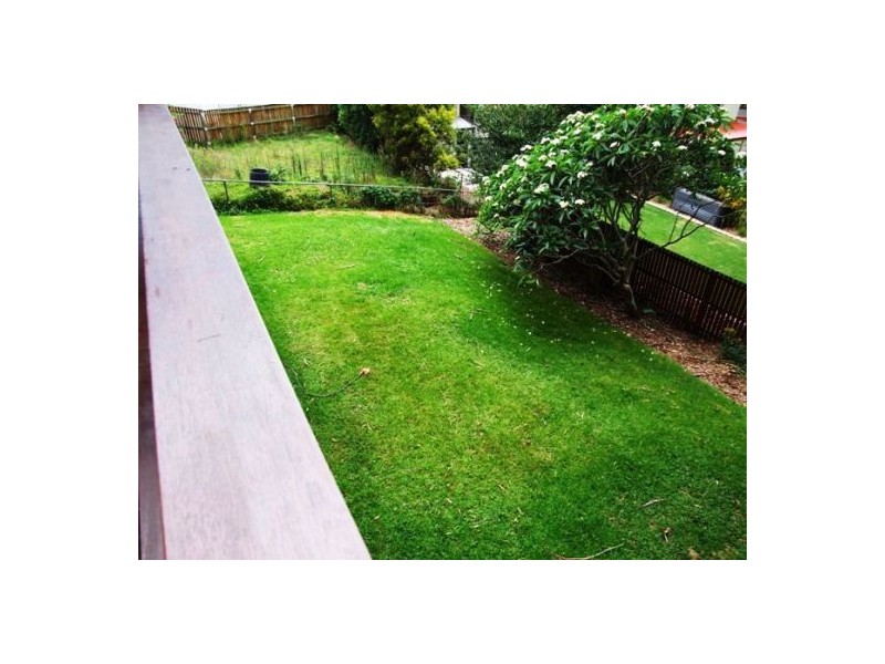 11 Eastwell Street, Coorparoo QLD 4151