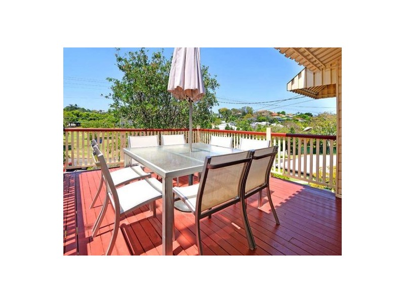 79 Mackay Street, Coorparoo QLD 4151