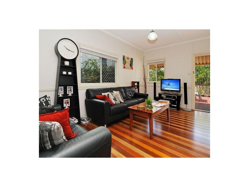 79 Mackay Street, Coorparoo QLD 4151