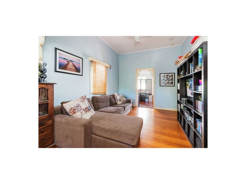 7 Margaret Street, Camp Hill QLD 4152