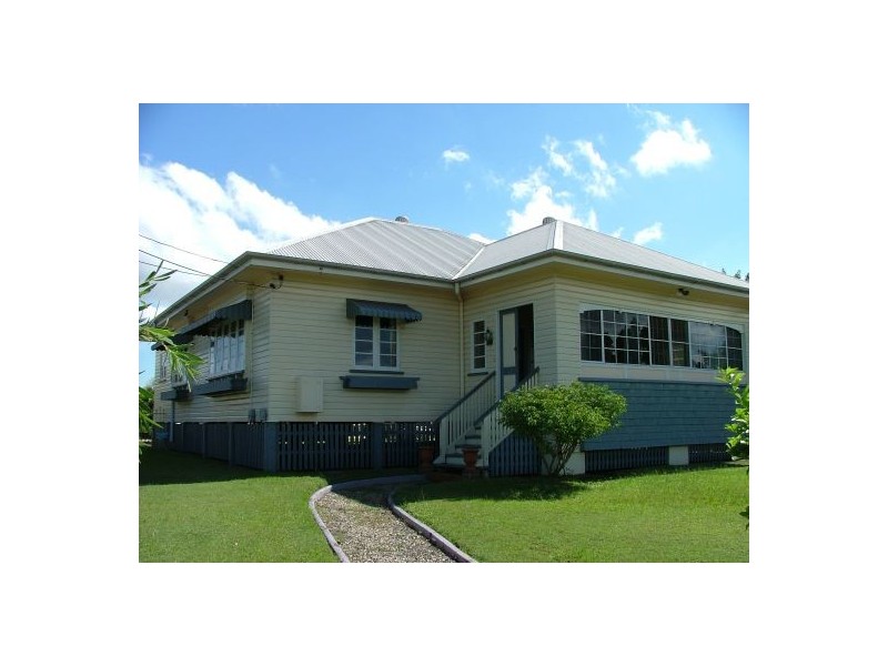 107 Newman Avenue, Camp Hill QLD 4152