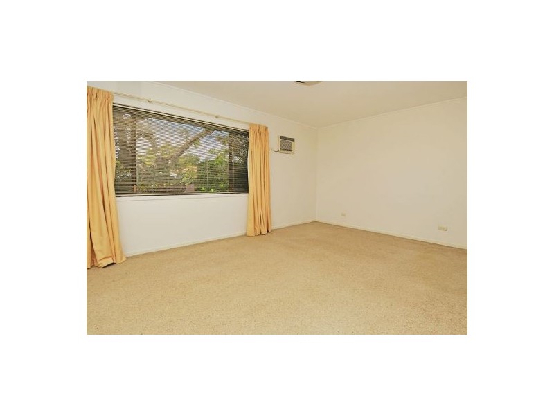 7 Endsleigh Street, Macgregor QLD 4109