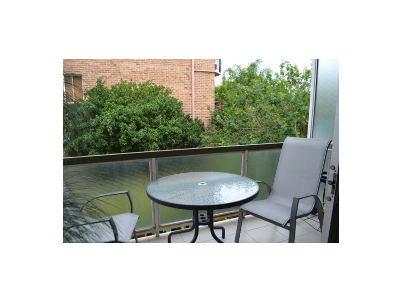 3/24 Weston Street, Coorparoo QLD 4151