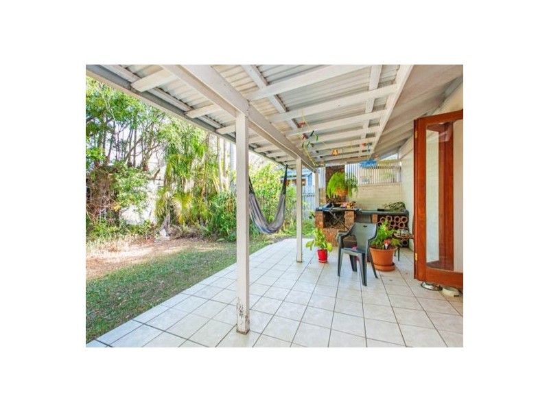 22 Shirland Street, Macgregor QLD 4109