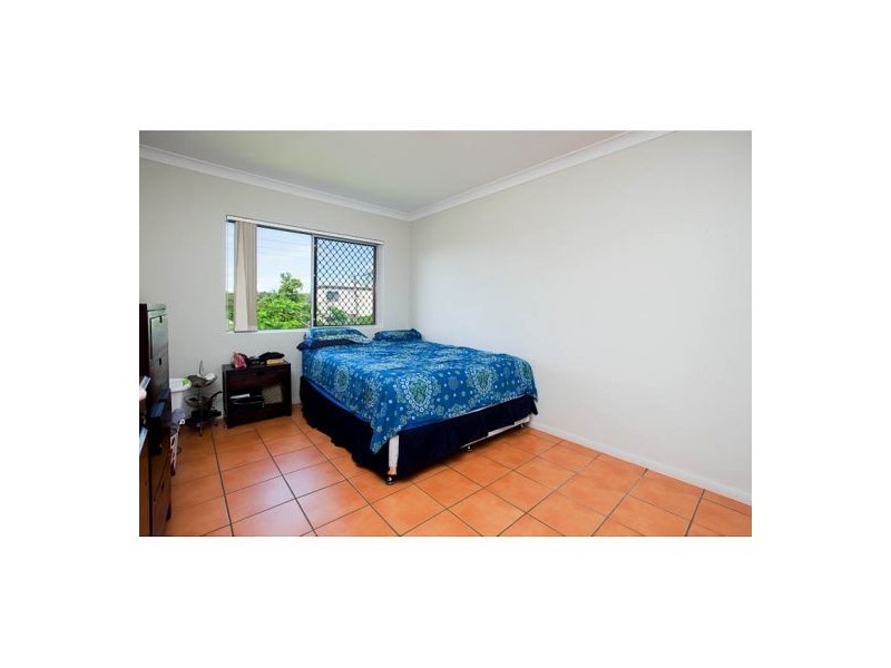 4/47 Rolle Street, Holland Park West QLD 4121