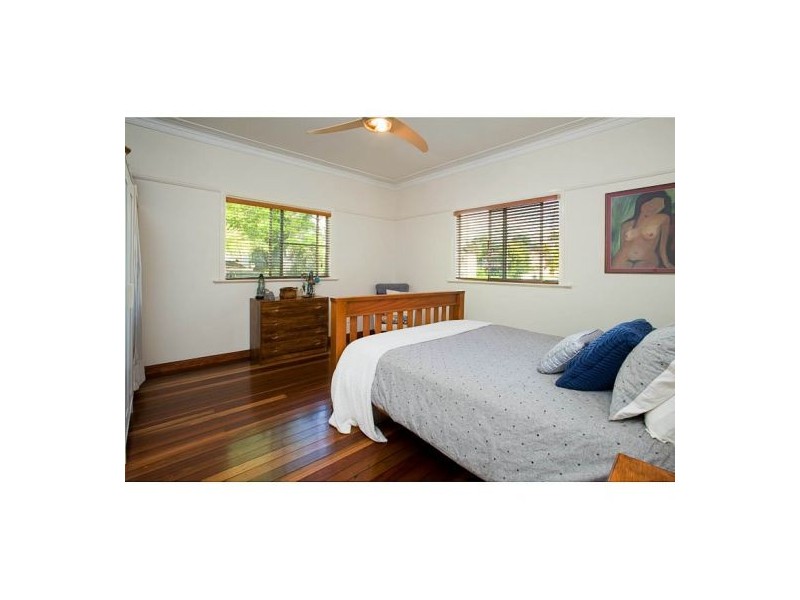 49 Princess St, Camp Hill QLD 4152