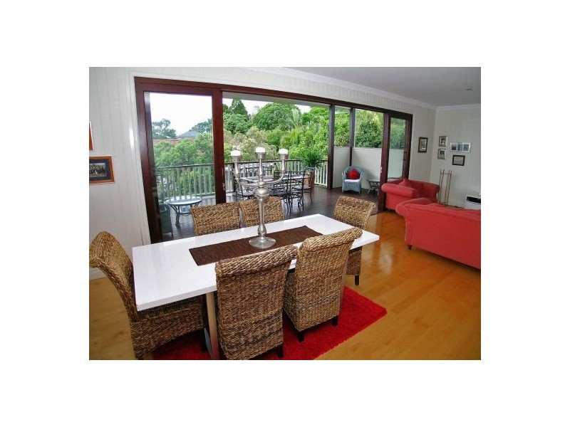 19 Pelham Street, Coorparoo QLD 4151