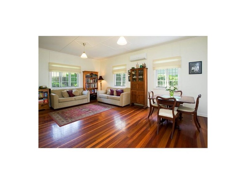 75 Hoff, Mount Gravatt East QLD 4122
