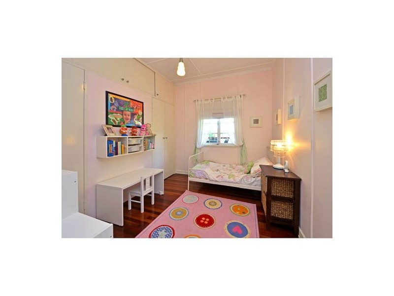 75 Hoff, Mount Gravatt East QLD 4122