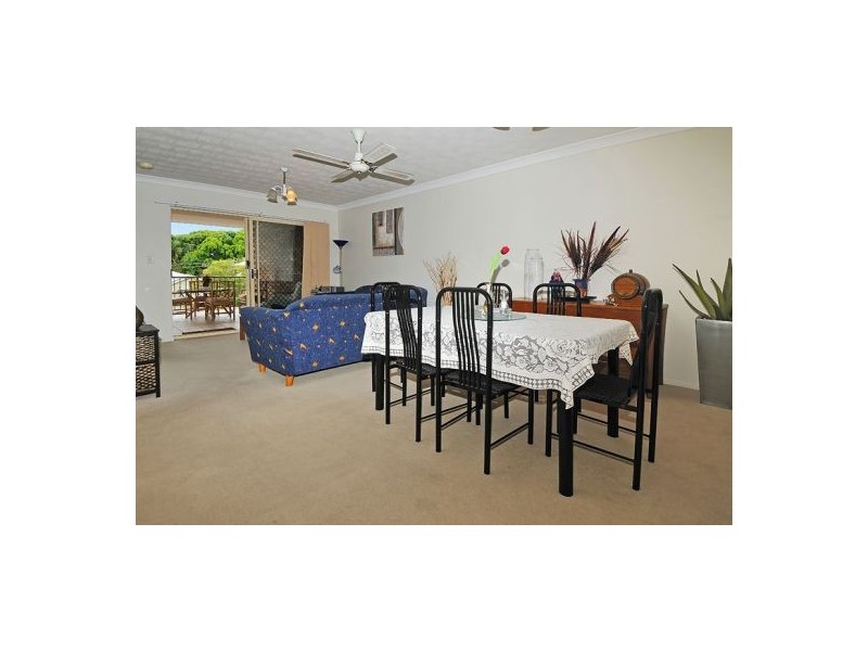 2/69 Shakespeare St, Coorparoo QLD 4151