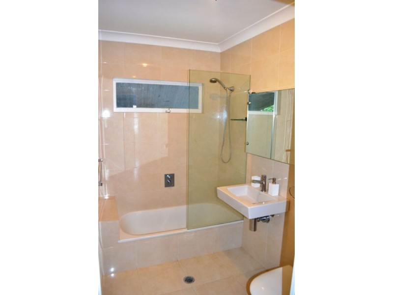 87 Clough Street, Mount Gravatt QLD 4122