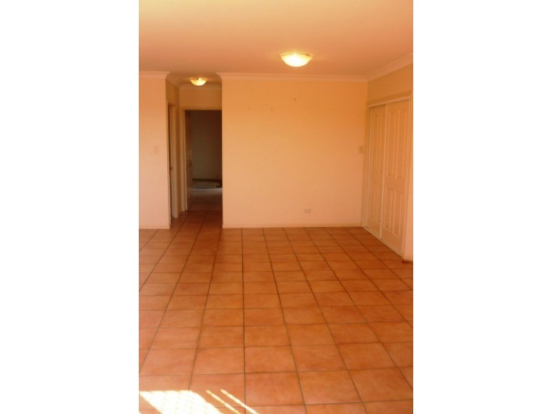 2/192  Juliette Street, Greenslopes QLD 4120