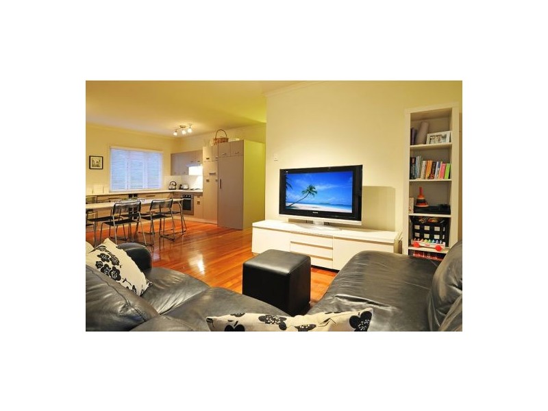 114 Lawn Street, Holland Park QLD 4121