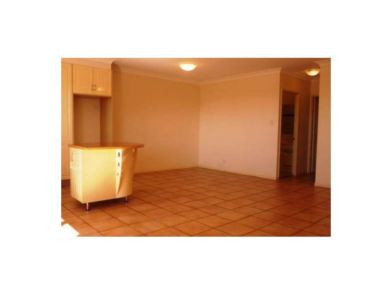 2/192 Juliette Street, Greenslopes QLD 4120