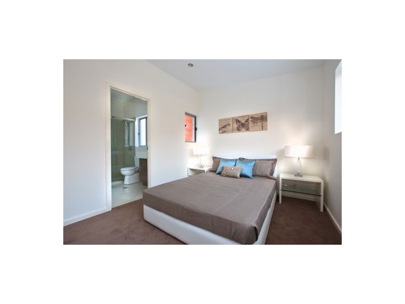 2-3/53 Douglas Street, Greenslopes QLD 4120