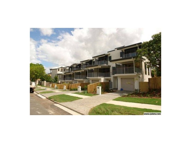 60 Dickson Street, Morningside QLD 4170