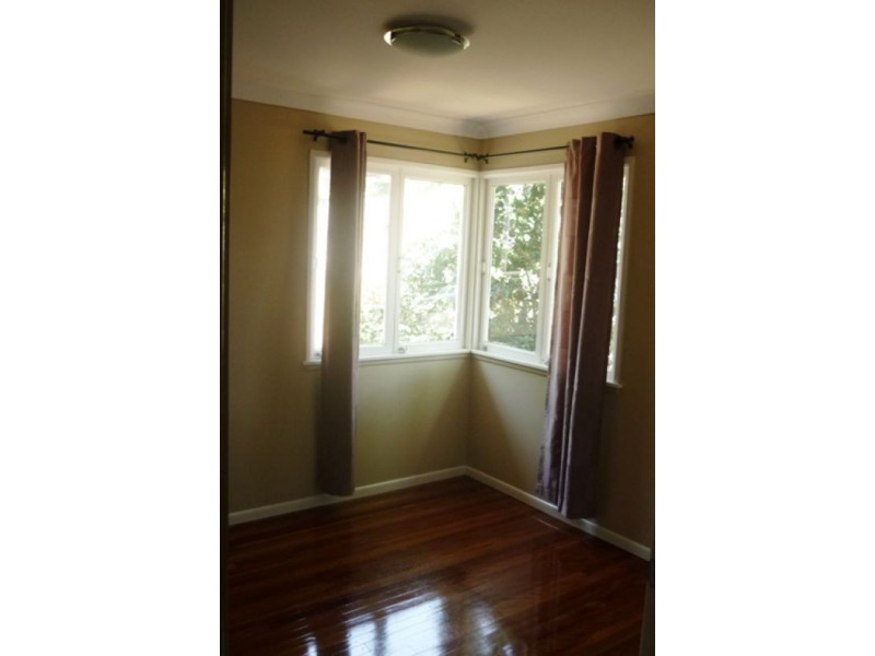 42 Mulsanne Street, Holland Park QLD 4121