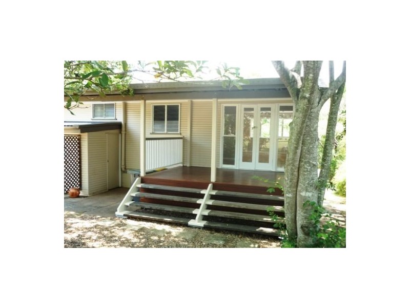 42 Mulsanne Street, Holland Park QLD 4121