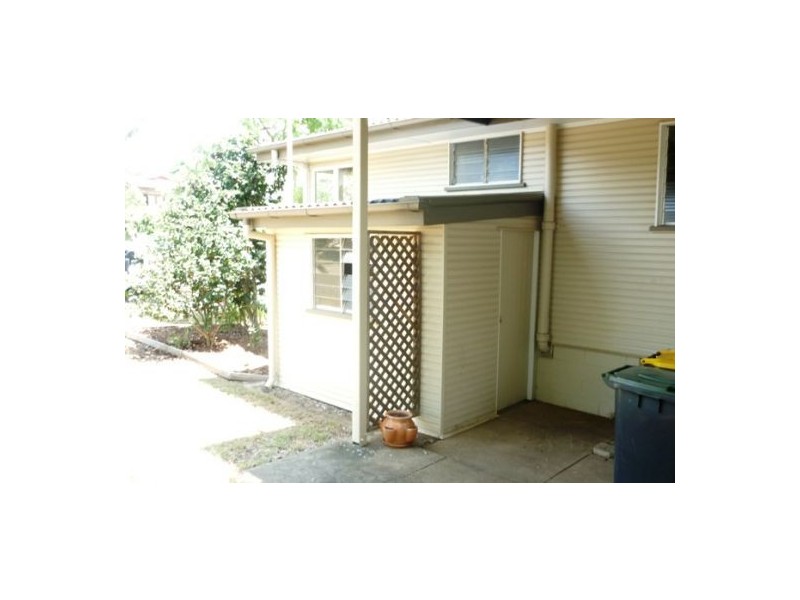 42 Mulsanne Street, Holland Park QLD 4121