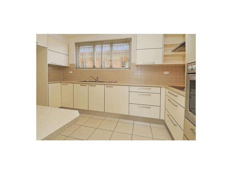 1/232 Cavendish Rd, Coorparoo QLD 4151