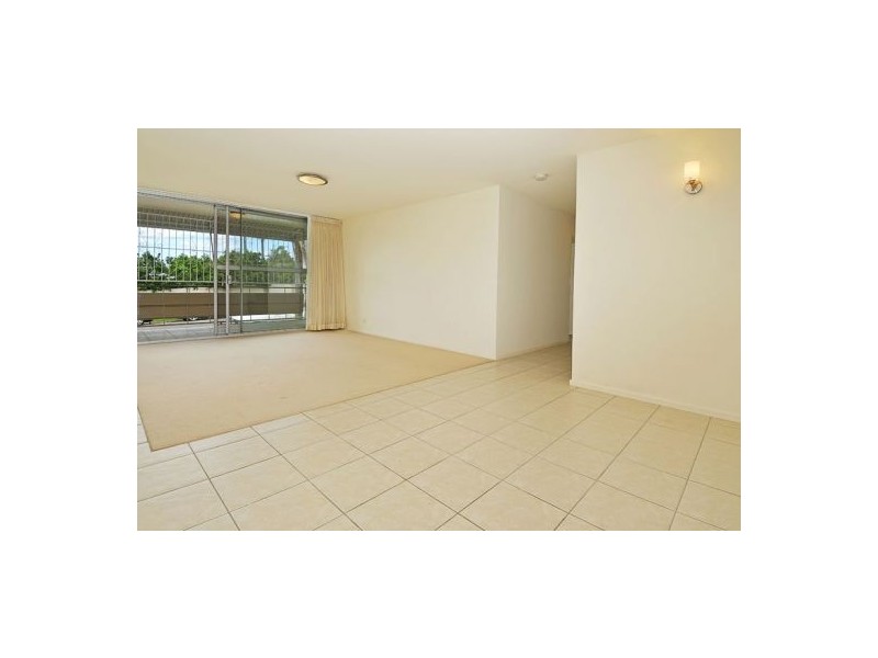 1/232 Cavendish Rd, Coorparoo QLD 4151