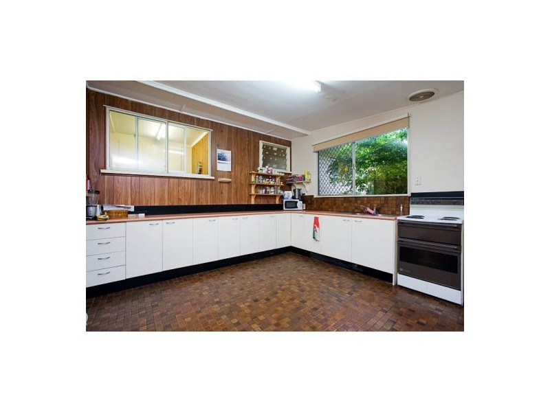 12 Glasford St, Wishart QLD 4122