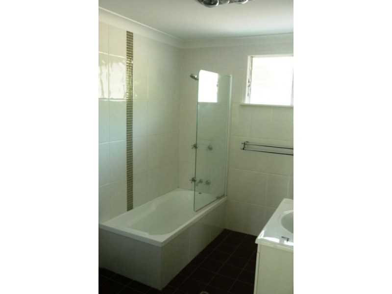 42 Mulsanne Street, Holland Park QLD 4121