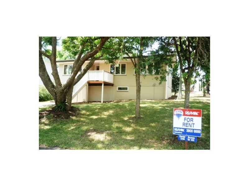 42 Mulsanne Street, Holland Park QLD 4121