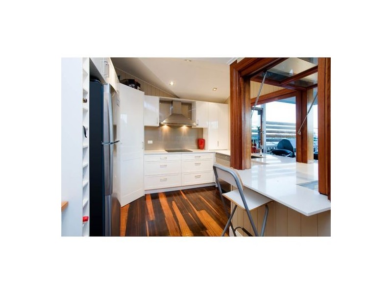 38 Headfort Street, Greenslopes QLD 4120