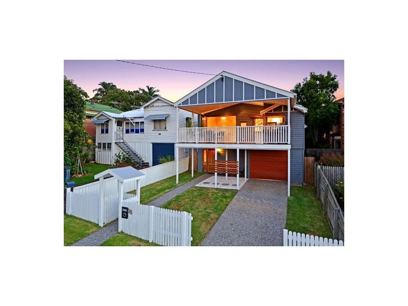 38 Headfort Street, Greenslopes QLD 4120