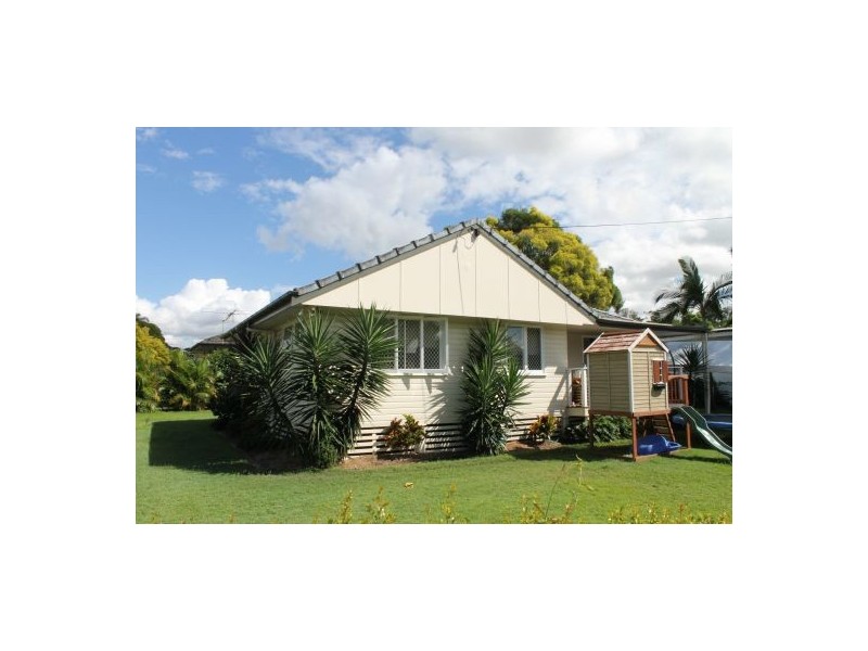 18 Chater Street, Carina QLD 4152