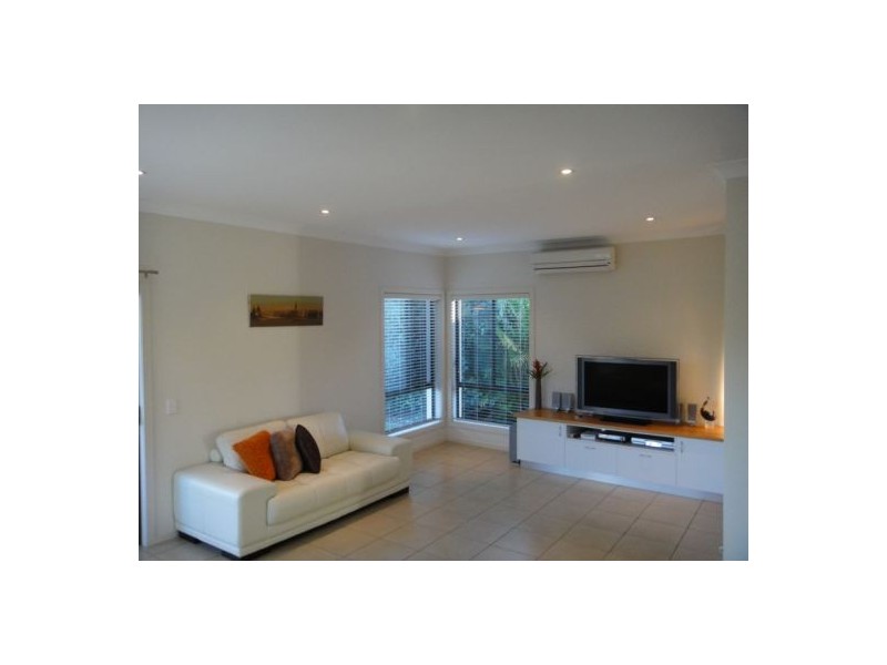 22 Hillcroft Street, Belmont QLD 4153