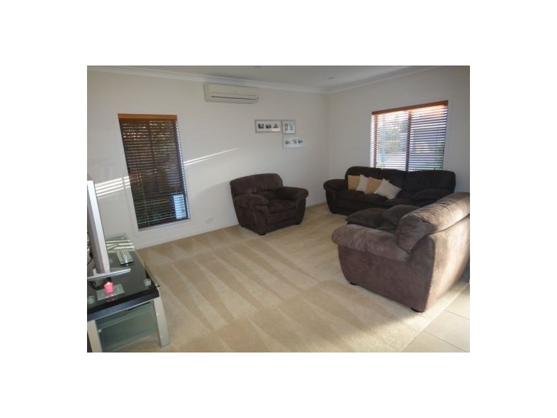 22 Hillcroft Street, Belmont QLD 4153
