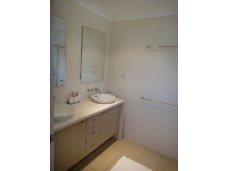 22 Hillcroft Street, Belmont QLD 4153