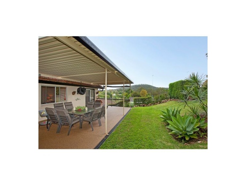 16 Flynn Street, Holland Park West QLD 4121