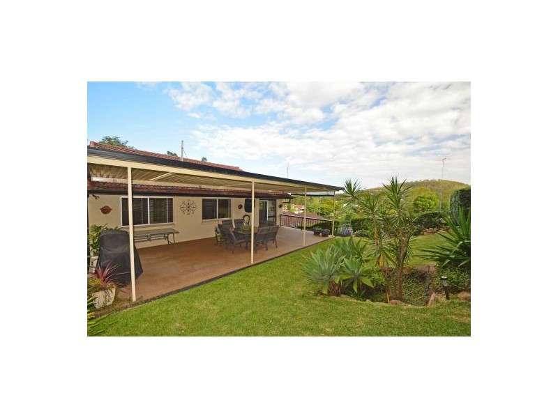 16 Flynn Street, Holland Park West QLD 4121