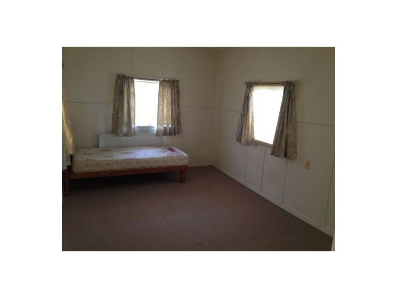 89 Cedar Street, Greenslopes QLD 4120