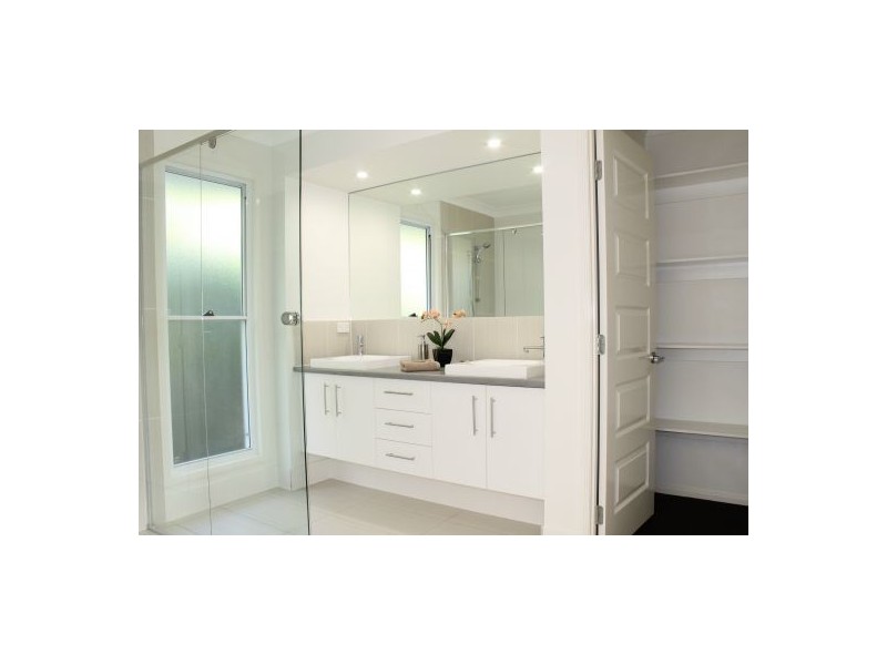 28 Baringa Street, Morningside QLD 4170