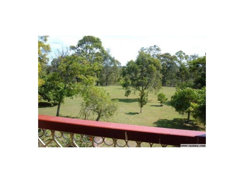28 Whitehall Av, Birkdale QLD 4159