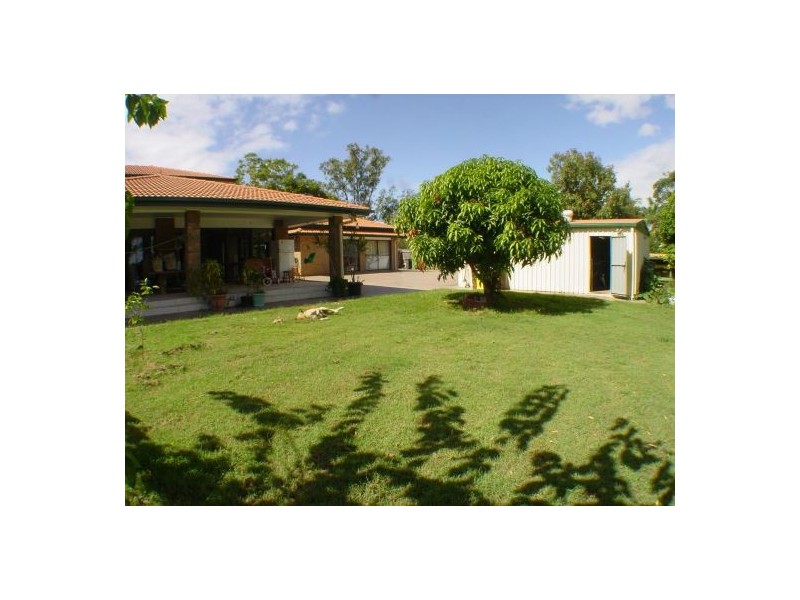 28 Whitehall Av, Birkdale QLD 4159