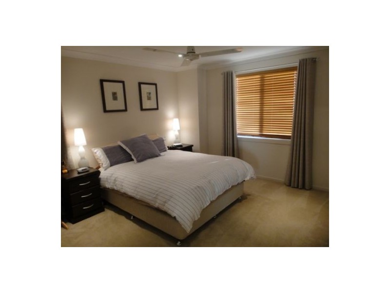22 Hillcroft Place, Belmont QLD 4153