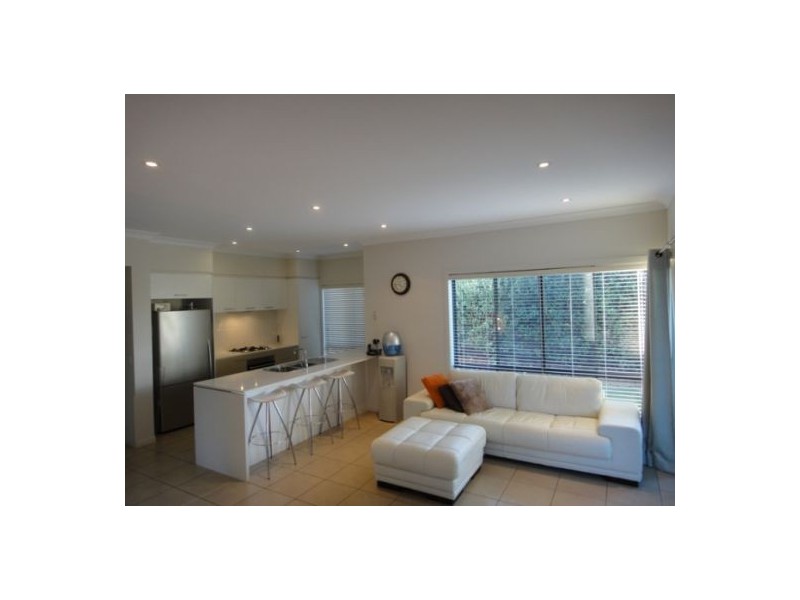 22 Hillcroft Place, Belmont QLD 4153