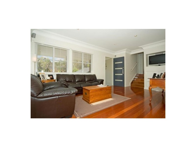 4 Cedlen Street, Camp Hill QLD 4152
