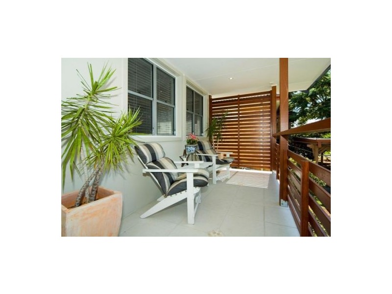 4 Cedlen Street, Camp Hill QLD 4152