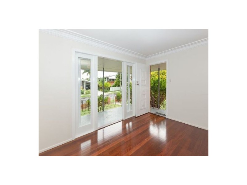 84 Hendren Street, Carina QLD 4152