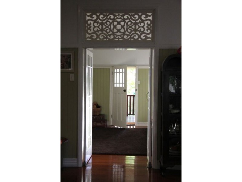 12 Stella Street, Holland Park QLD 4121