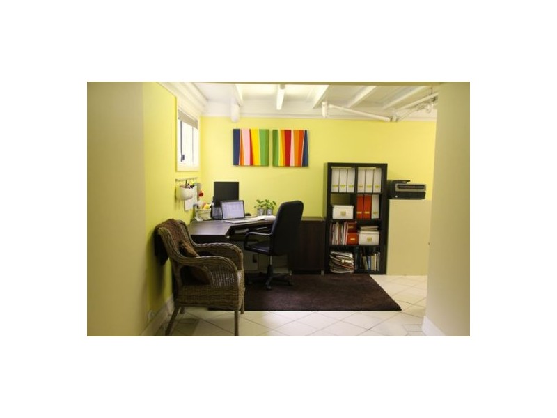 12 Stella Street, Holland Park QLD 4121