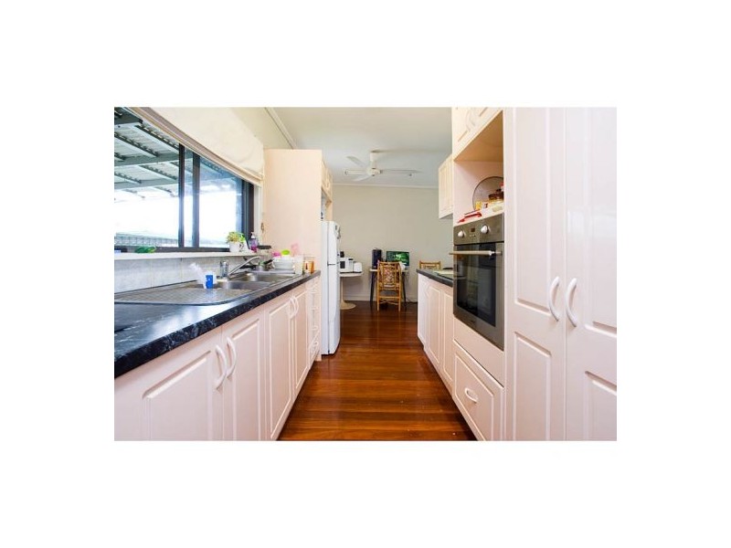 26 Queensway Street, Upper Mount Gravatt QLD 4122