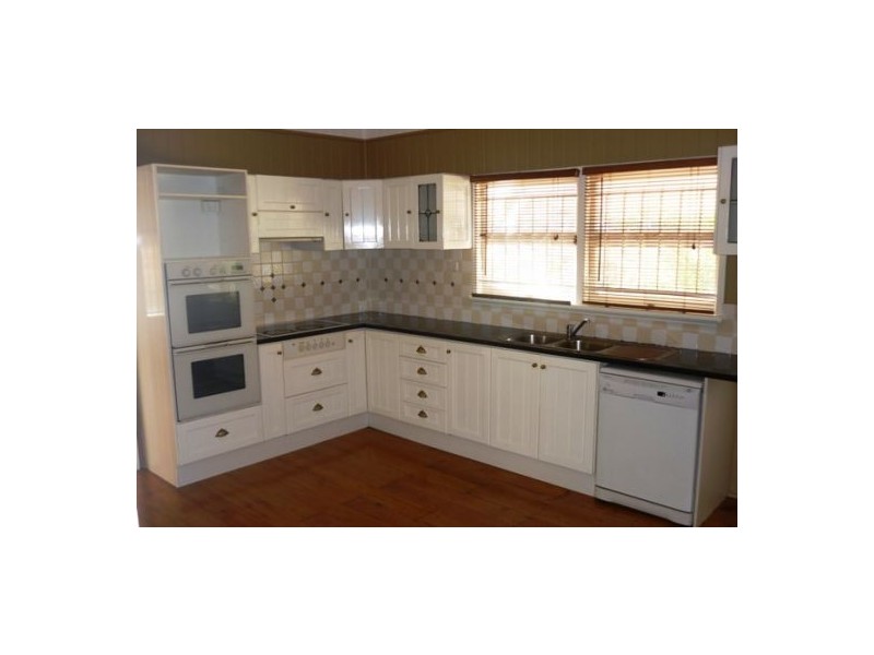 72 Birdwood Road, Holland Park West QLD 4121