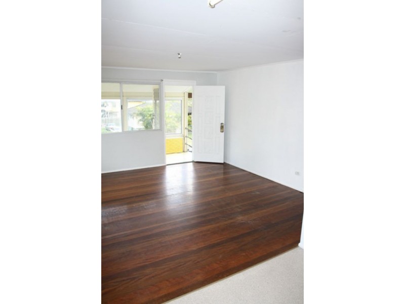 63 Hannam St, Wynnum QLD 4178